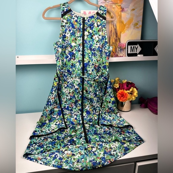 Ann Taylor women’s green flower dress, size 6, excellent new like condition - Picture 3 of 14